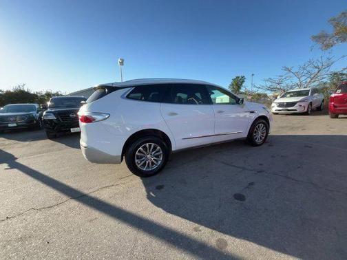 2022 buick enclave