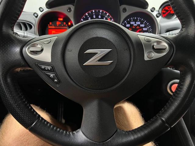 2016 nissan 370z sport