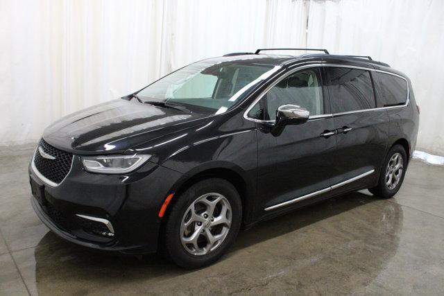 2022 chrysler pacifica limited