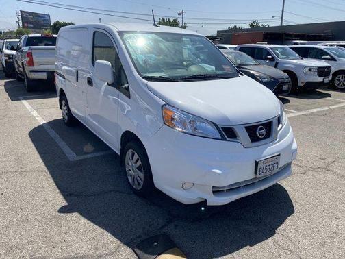 2021 nissan nv200