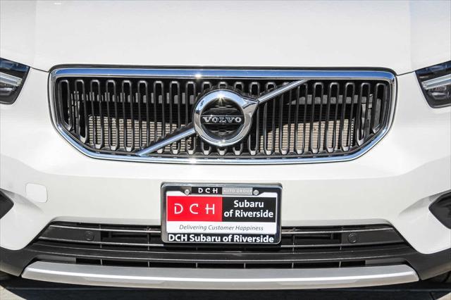 2022 volvo xc40 t4 momentum