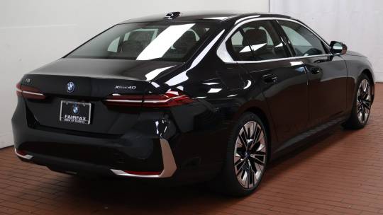 2025 BMW i5