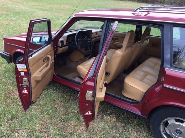 1985 volvo dl wagon 2.3 liter 4-cyl 4-speed automatic w. od, fuel injection!!!