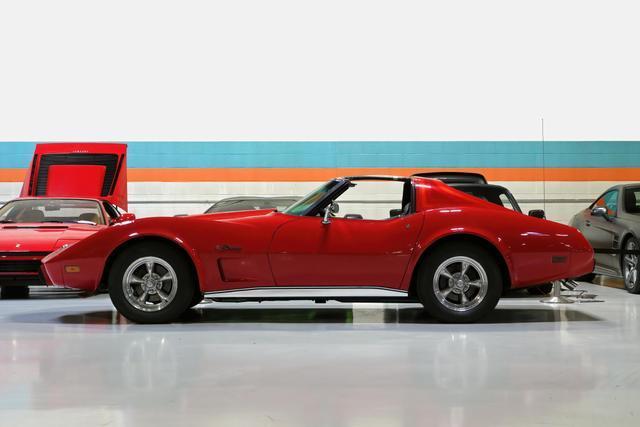 1975 chevrolet corvette stingray