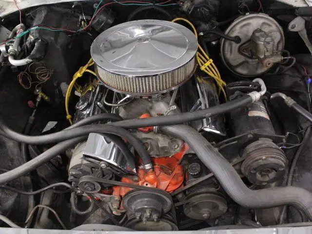 nice & clean white paint, 350ci w/ a cam, motor runs great, solid el camino
