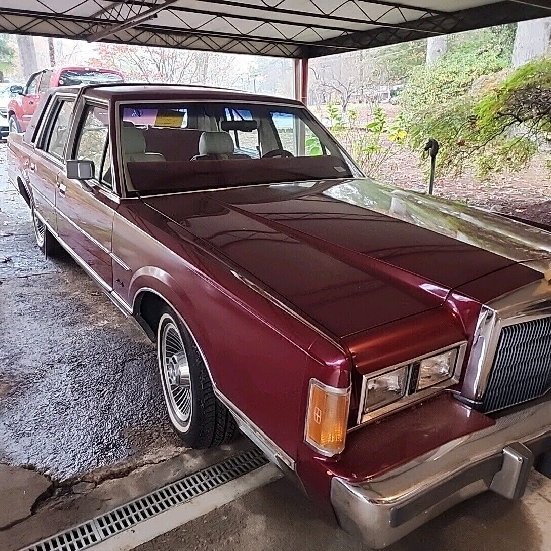 1989 lincoln town car red rwd automatic signature