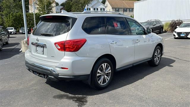 2020 nissan pathfinder s