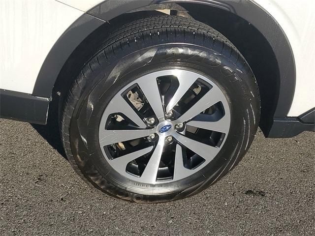 2022 subaru outback base (cvt)
