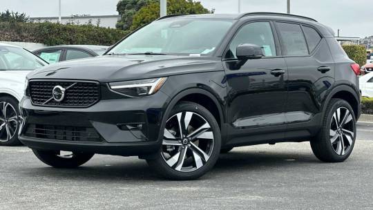 2024 Volvo XC40