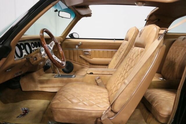 dialed in t/a! 6.6l 400 v8, auto, cold a/c, t-tops, black and gold, nice!