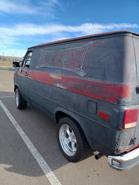 1985 chevrolet g10 van red rwd manual