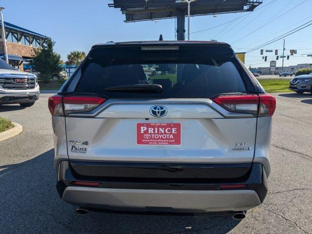 2022 toyota rav4 hybrid se