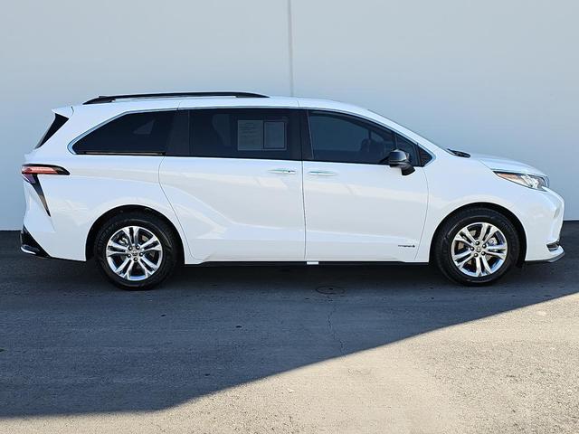 2021 toyota sienna xse 7 passenger