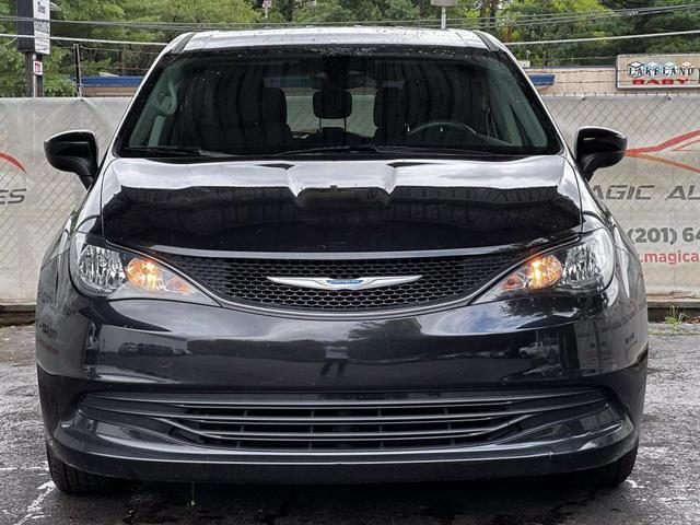 2018 chrysler pacifica touring
