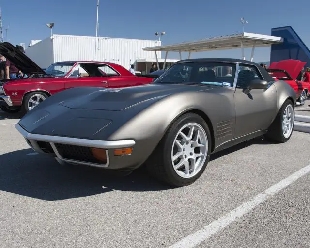1970 corvette convertible resto-mod
