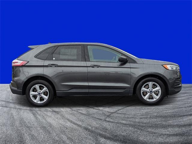 2020 ford edge se