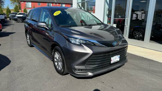 2023 Toyota Sienna