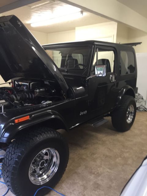 cj-7 jeep laredo