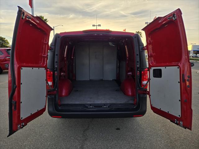 2020 mercedes-benz metris base