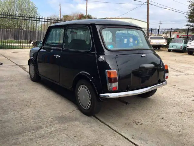 classic mini cooper right-hand-drive