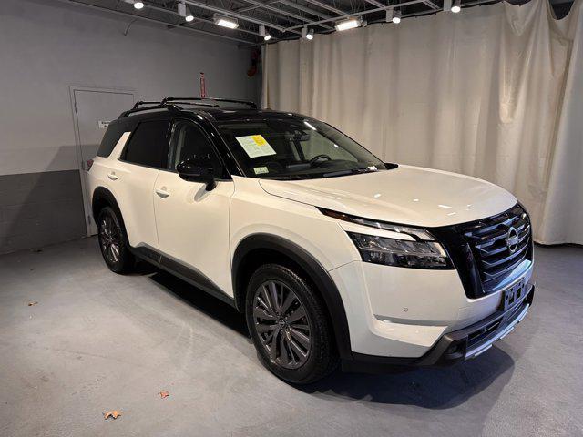 2023 nissan pathfinder sl 4wd