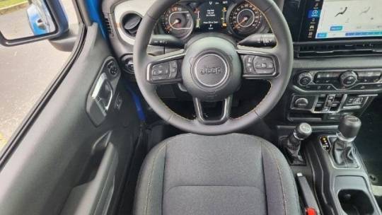2024 Jeep Gladiator