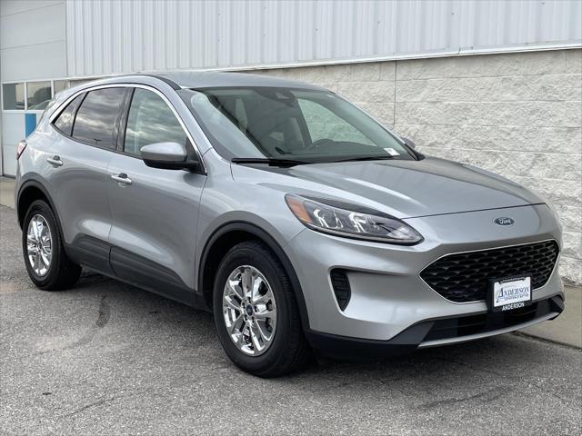 2021 ford escape se