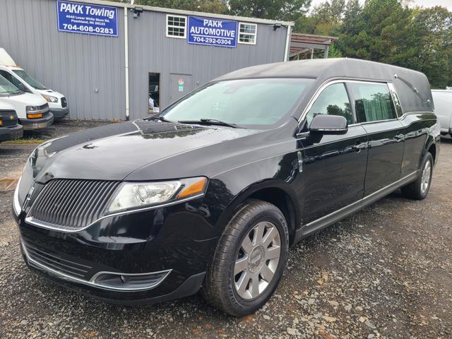 2016 lincoln mkt hearse town car
