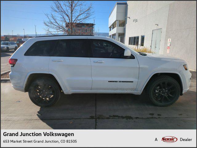 2021 jeep grand cherokee laredo