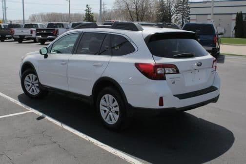 2017 subaru outback 2.5i premium in green bay, wisconsin