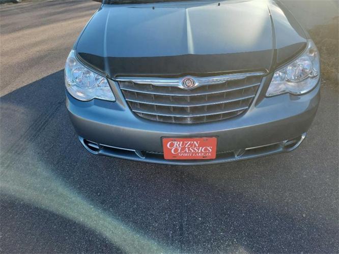 2010 chrysler sebring in spirit lake, iowa