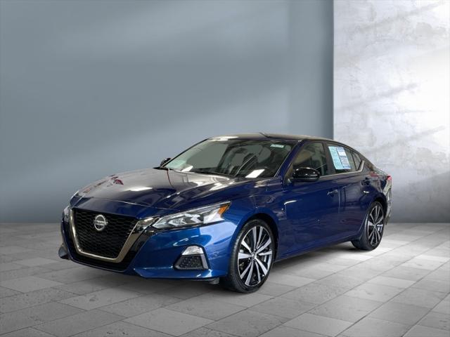 2022 nissan altima sr fwd