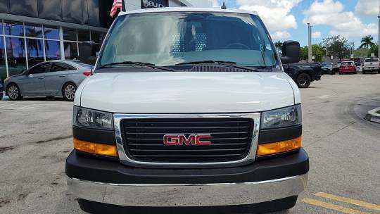 2022 GMC Savana