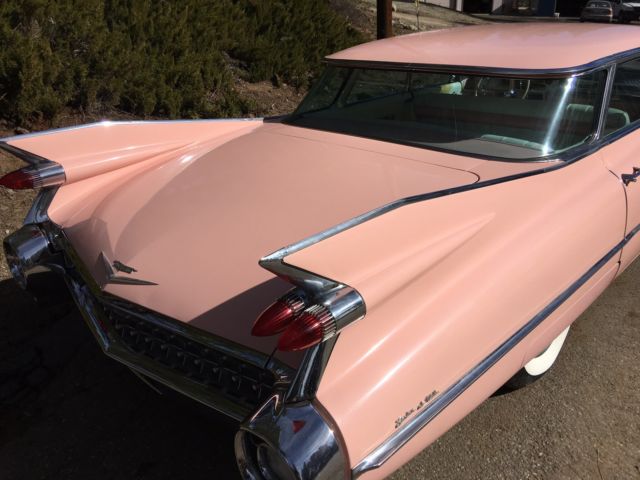 1959 cadillac sedan de ville