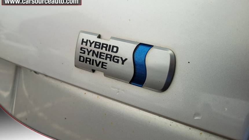 2011 toyota prius three
