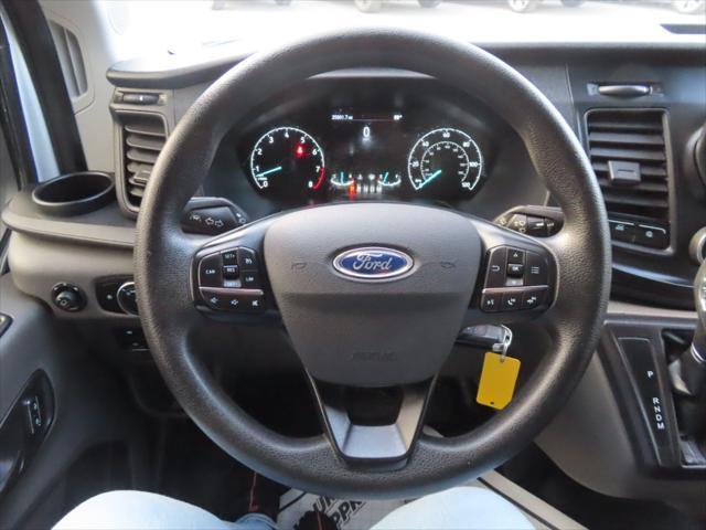 2022 ford transit-250 base