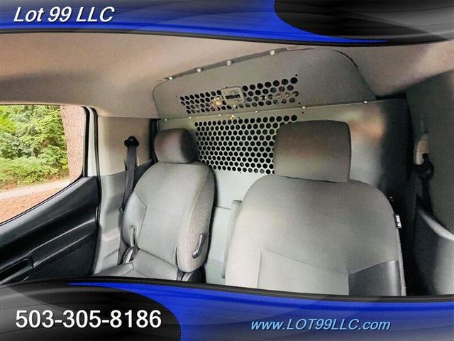 2017 nissan nv200 sv