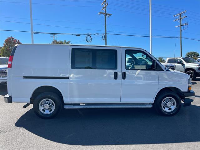 2021 chevrolet express 2500 rwd 2500 regular wheelbase wt