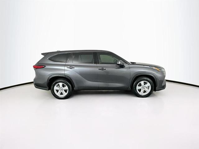 2021 toyota highlander l
