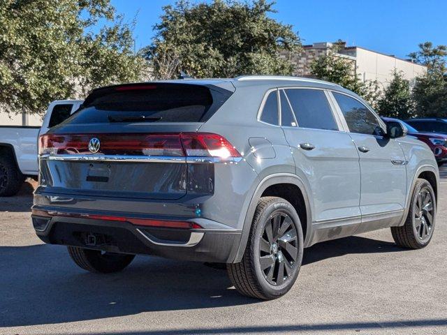 2024 volkswagen atlas cross sport 2.0t se w/ technology