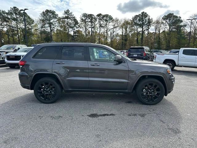 2021 jeep grand cherokee laredo x