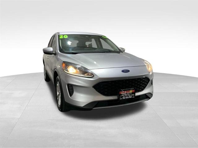 2020 ford escape se