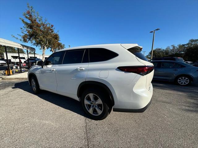 2021 toyota highlander l