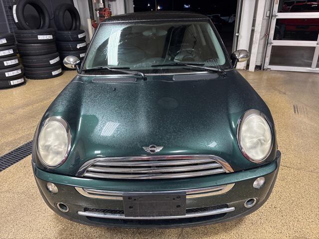 2005 mini cooper s base
