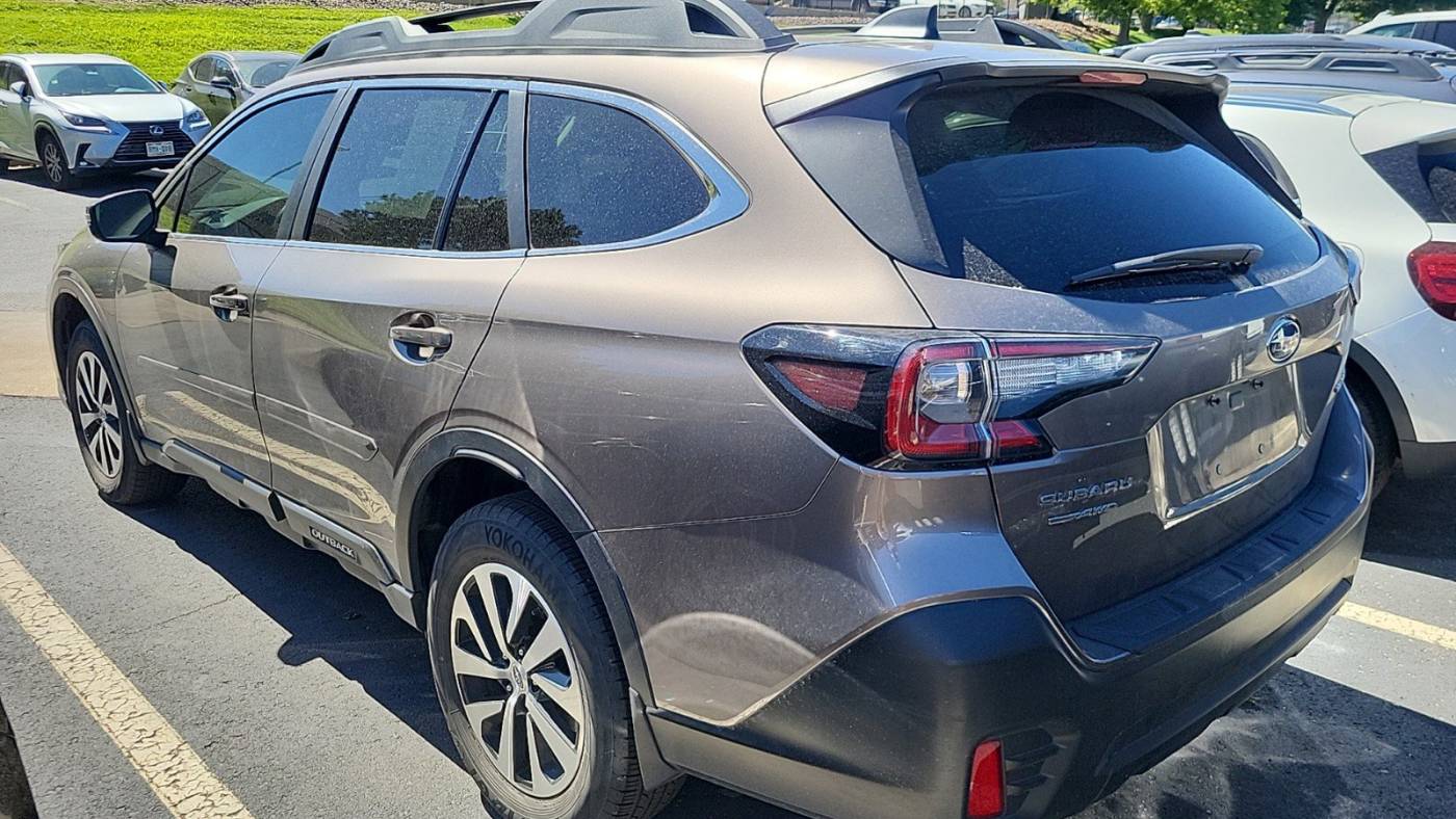 2021 subaru outback premium