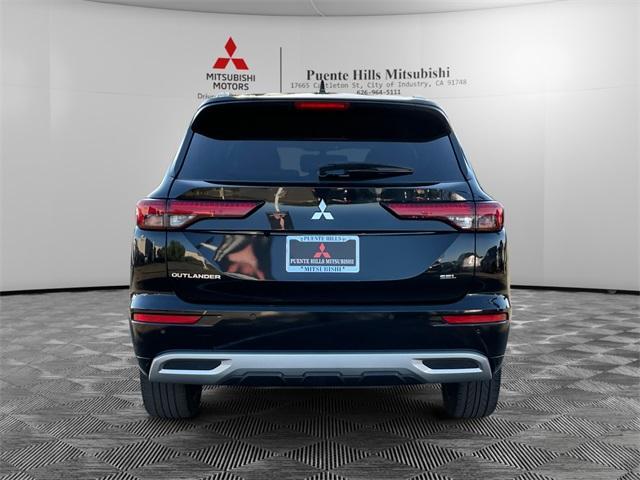 2022 mitsubishi outlander sel