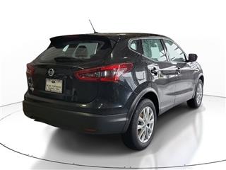 2022 Nissan Rogue Sport s