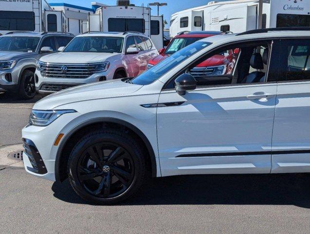 2024 volkswagen tiguan 2.0t se r-line black