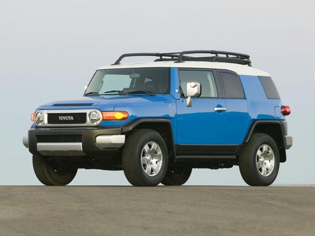 2014 toyota fj cruiser base