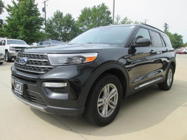 2023 ford explorer xlt